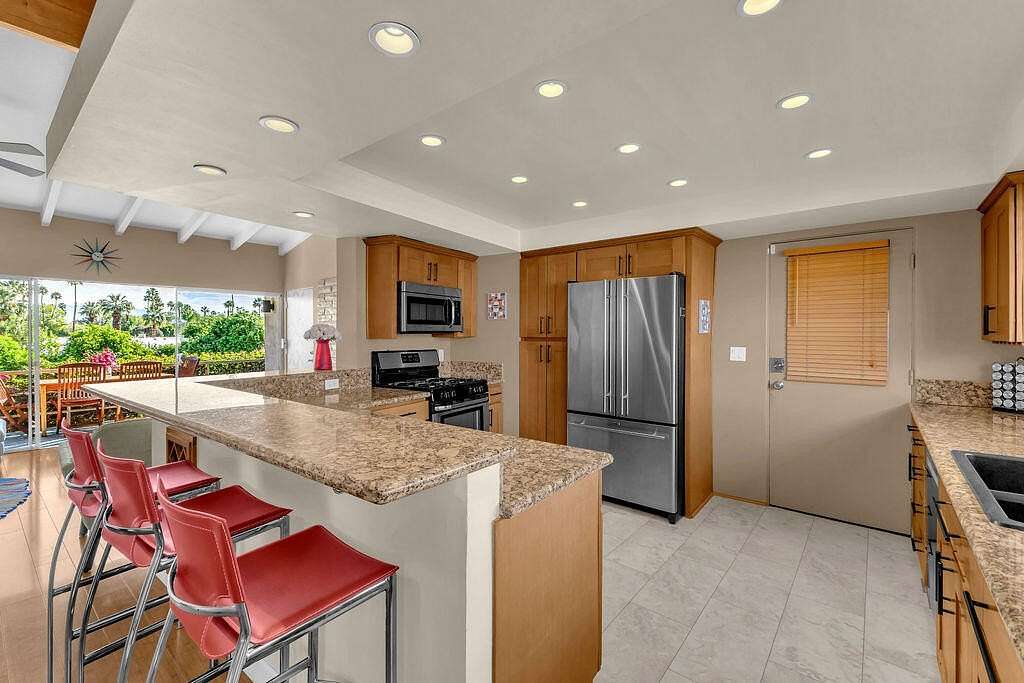 12.2 Acres of Land with Home for Sale in Rancho Mirage, California