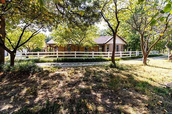 20.3 Acres of Recreational Land with Home for Sale in Newalla, Oklahoma