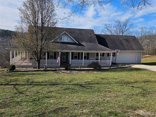 1.6 Acres of Land with Home for Sale in St. Robert, Missouri