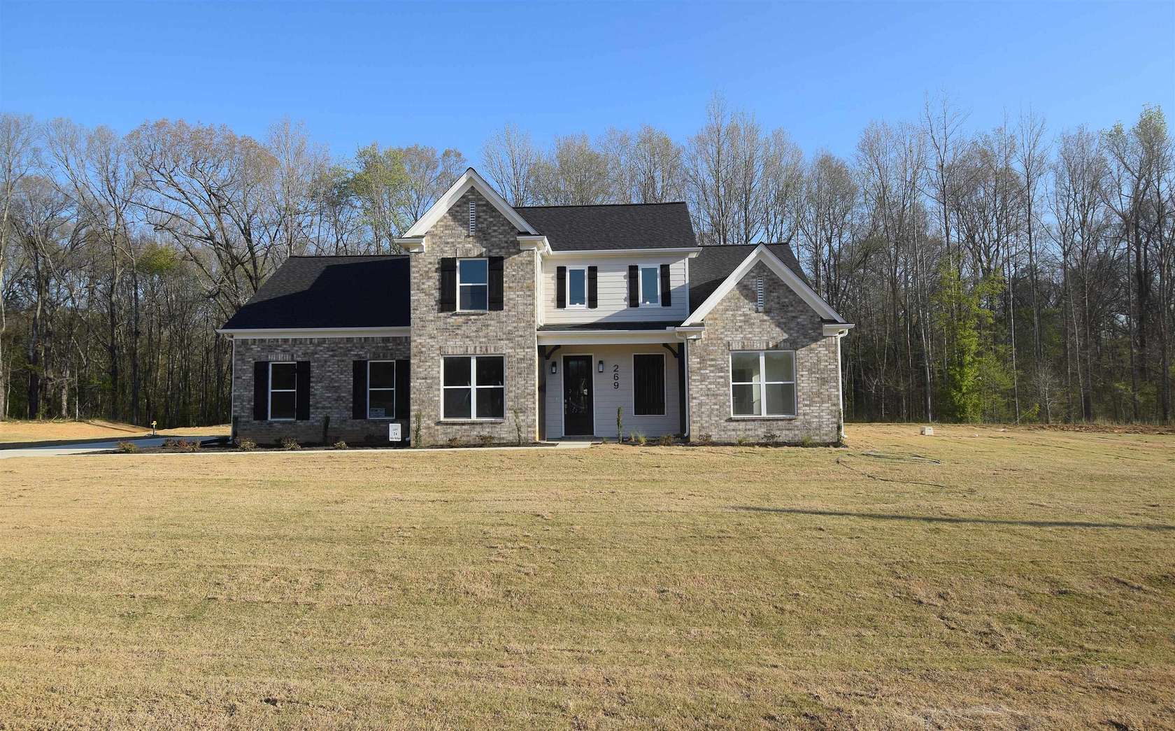 1.5 Acres of Land with Home for Sale in Byhalia, Mississippi