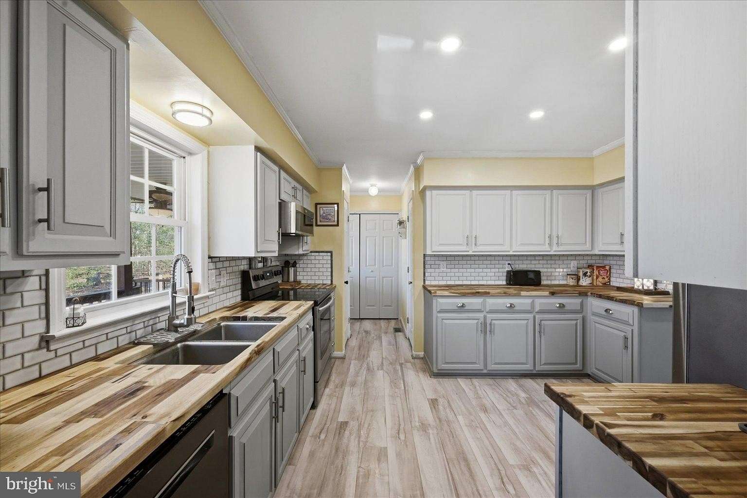 10 Acres of Land with Home for Sale in Milford, Virginia