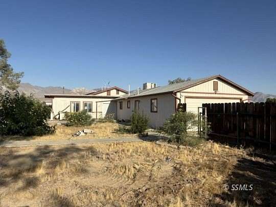 2.5 Acres of Land with Home for Sale in Inyokern, California