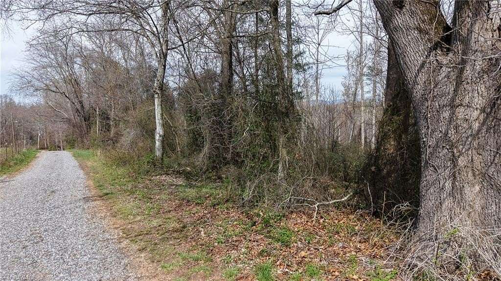 5 Acres of Residential Land for Sale in Roaring River, North Carolina
