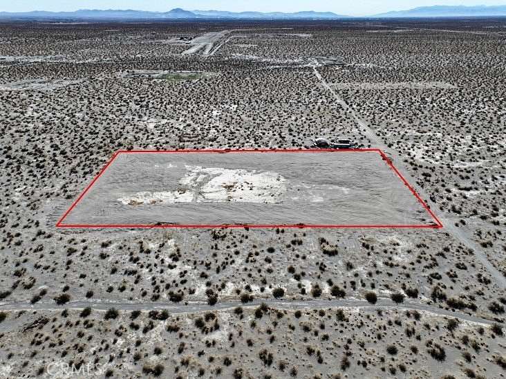 5 Acres of Mixed-Use Land for Sale in Adelanto, California