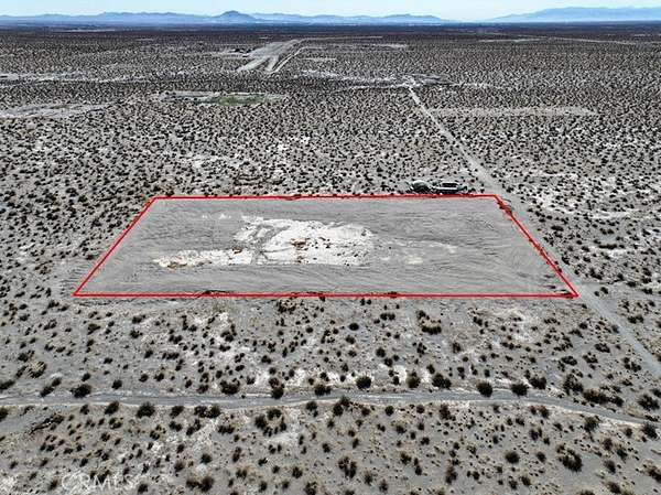 5 Acres of Mixed-Use Land for Sale in Adelanto, California