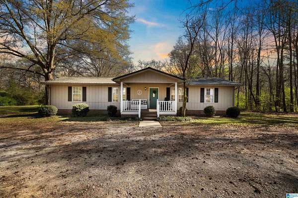 1.5 Acres of Land with Home for Sale in Attalla, Alabama