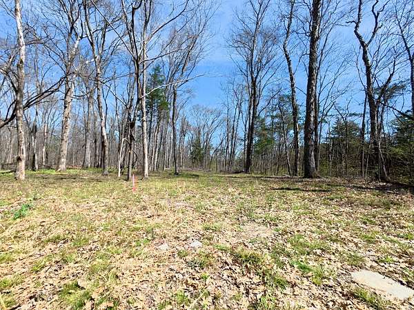 6 Acres of Residential Land for Sale in Christiana, Tennessee