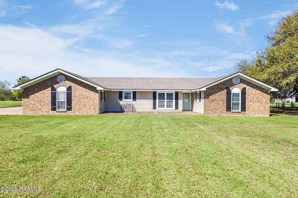 2.5 Acres of Land with Home for Sale in Opelousas, Louisiana