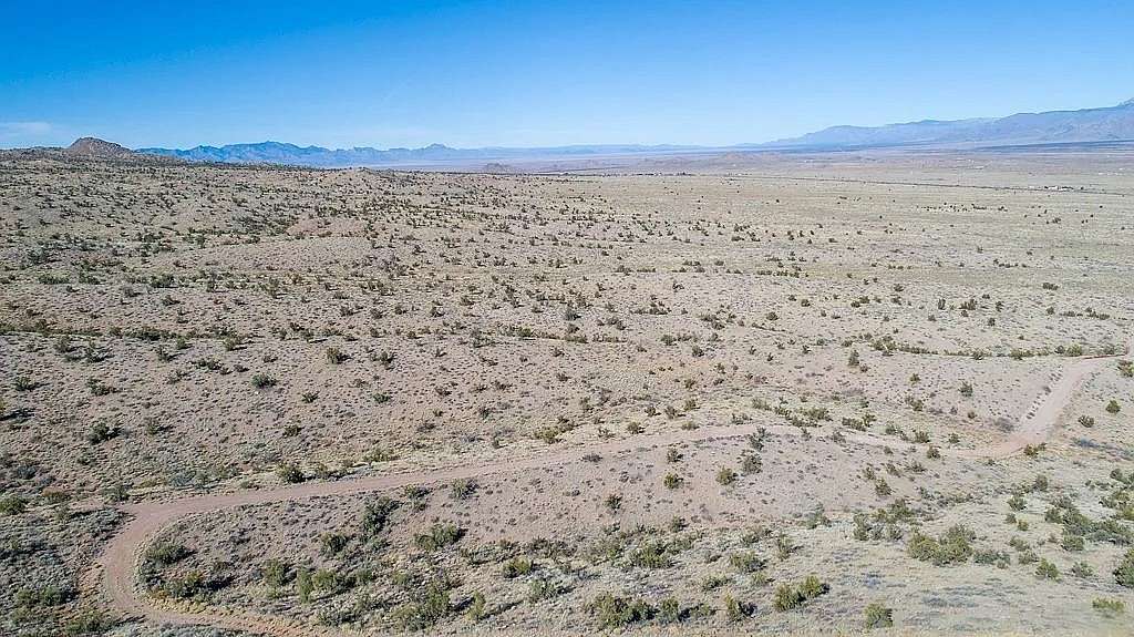 40 Acres of Recreational & Residential Land for Sale in Hackberry, Arizona