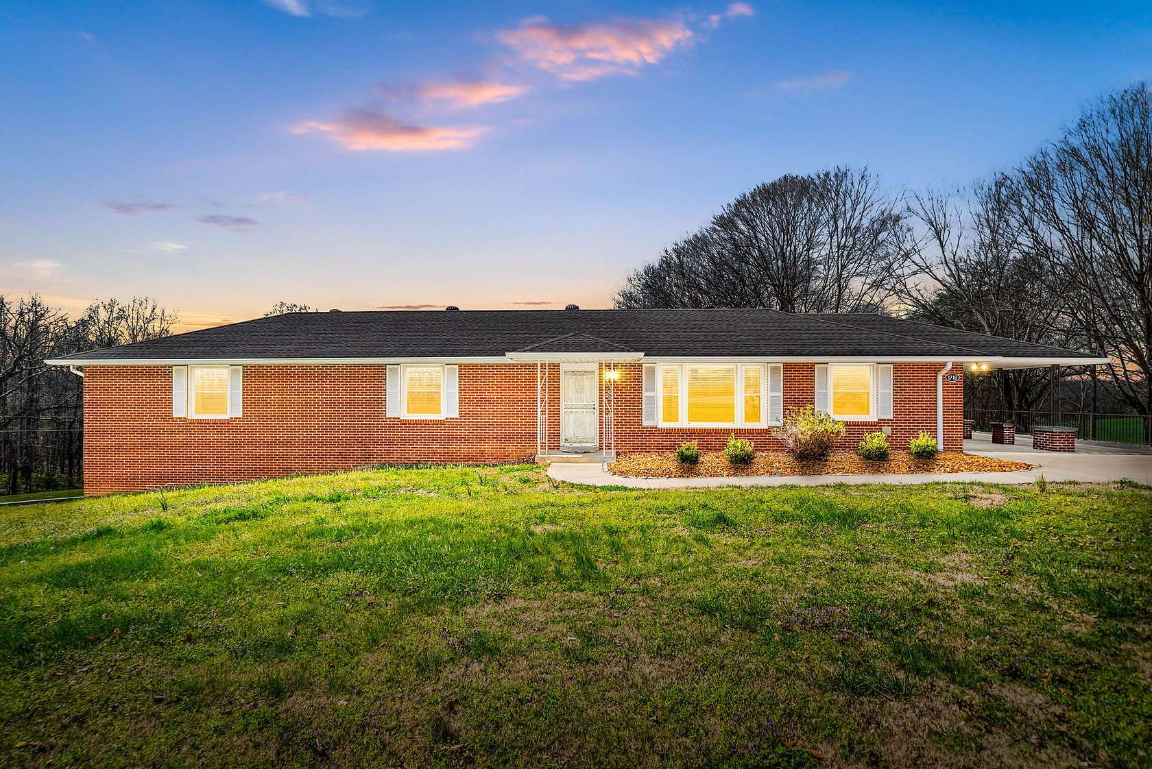5 Acres of Land with Home for Sale in Clarksville, Tennessee