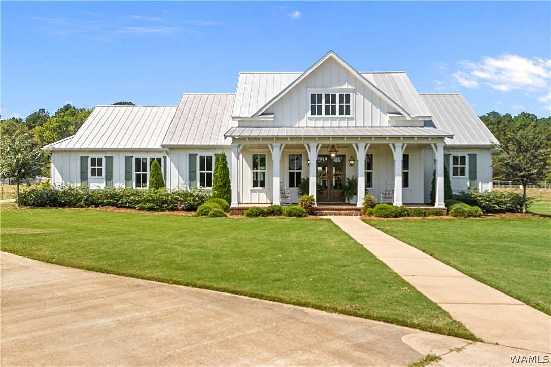 20 Acres of Agricultural Land with Home for Sale in Tuscaloosa, Alabama