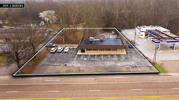 42 Acres of Improved Commercial Land for Sale in Dresden, Tennessee