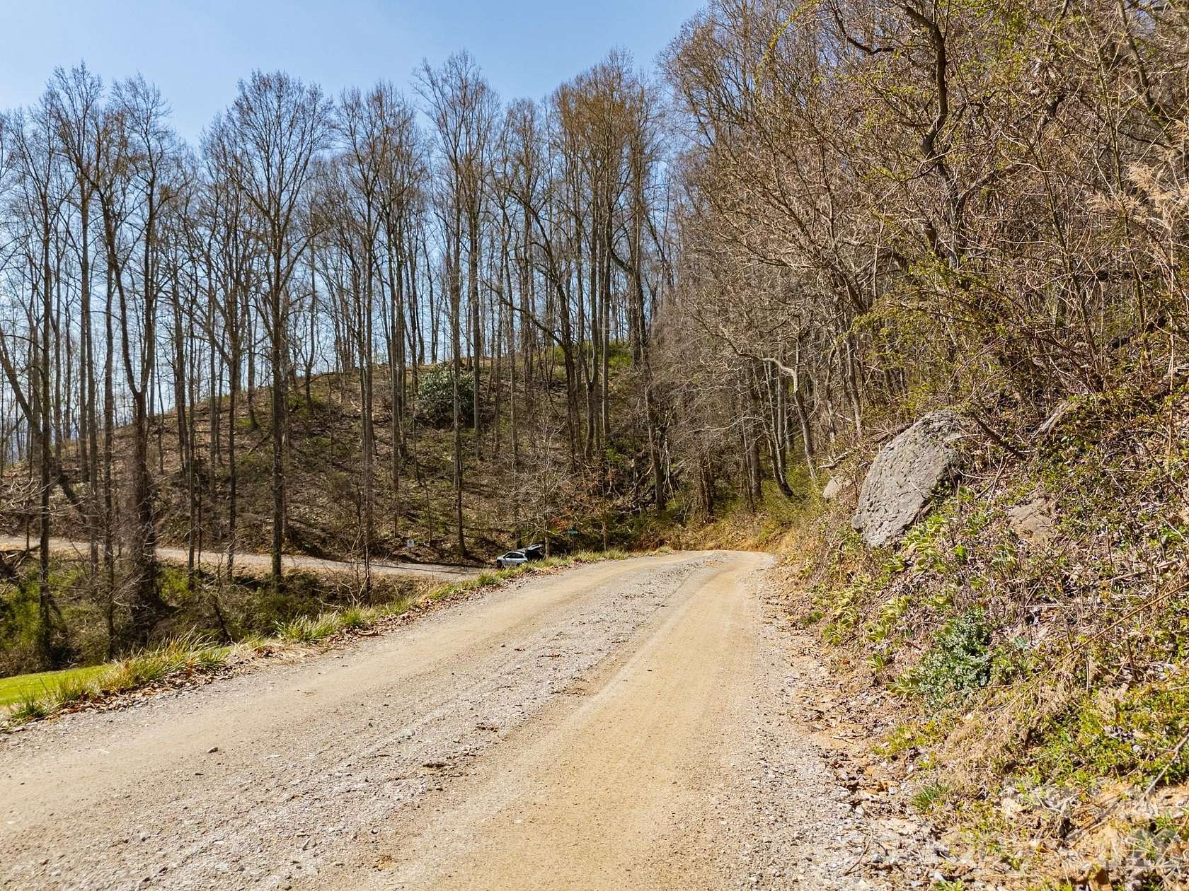 10 Acres of Land for Sale in Canton, North Carolina