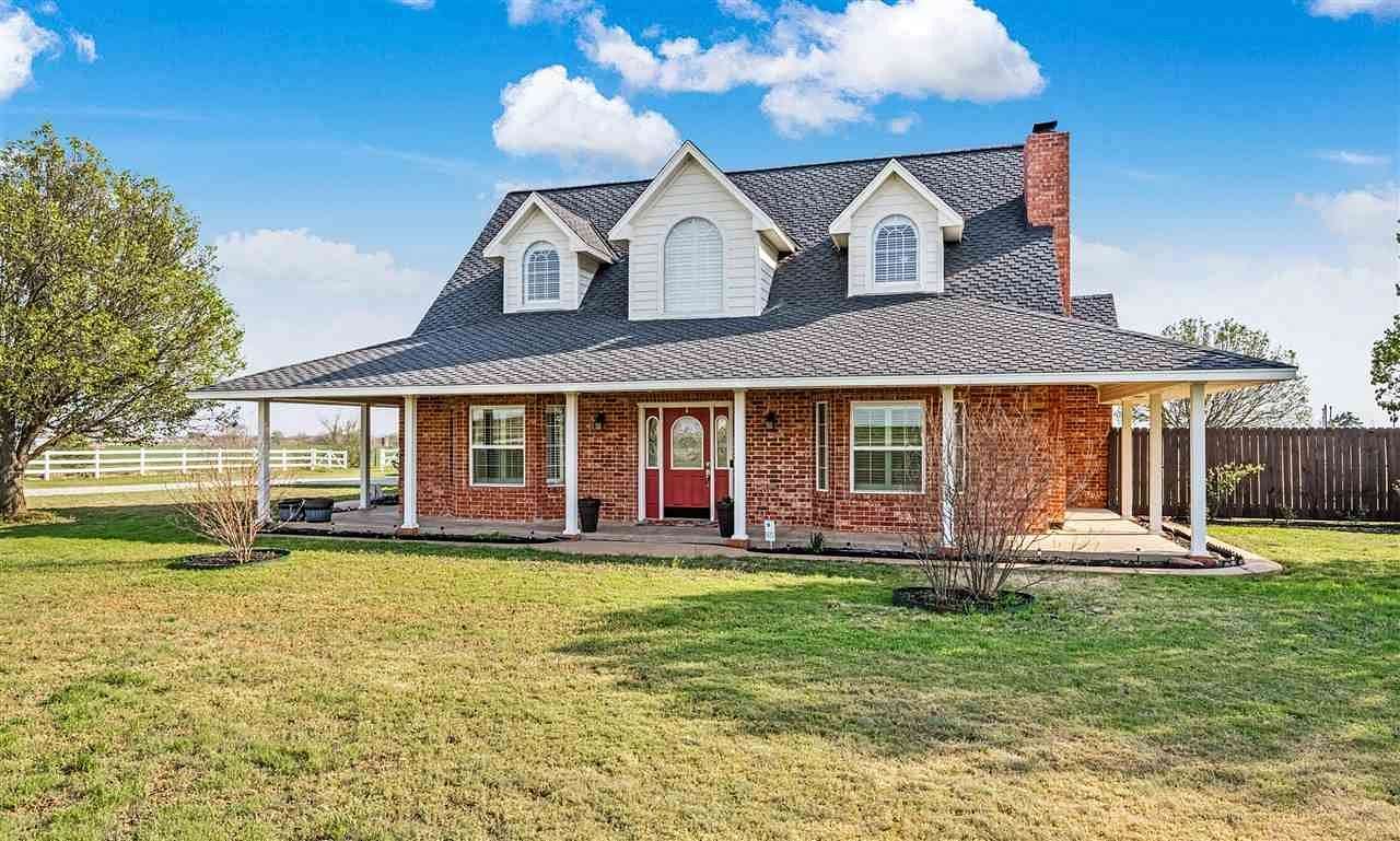 2 Acres of Land with Home for Sale in Walters, Oklahoma