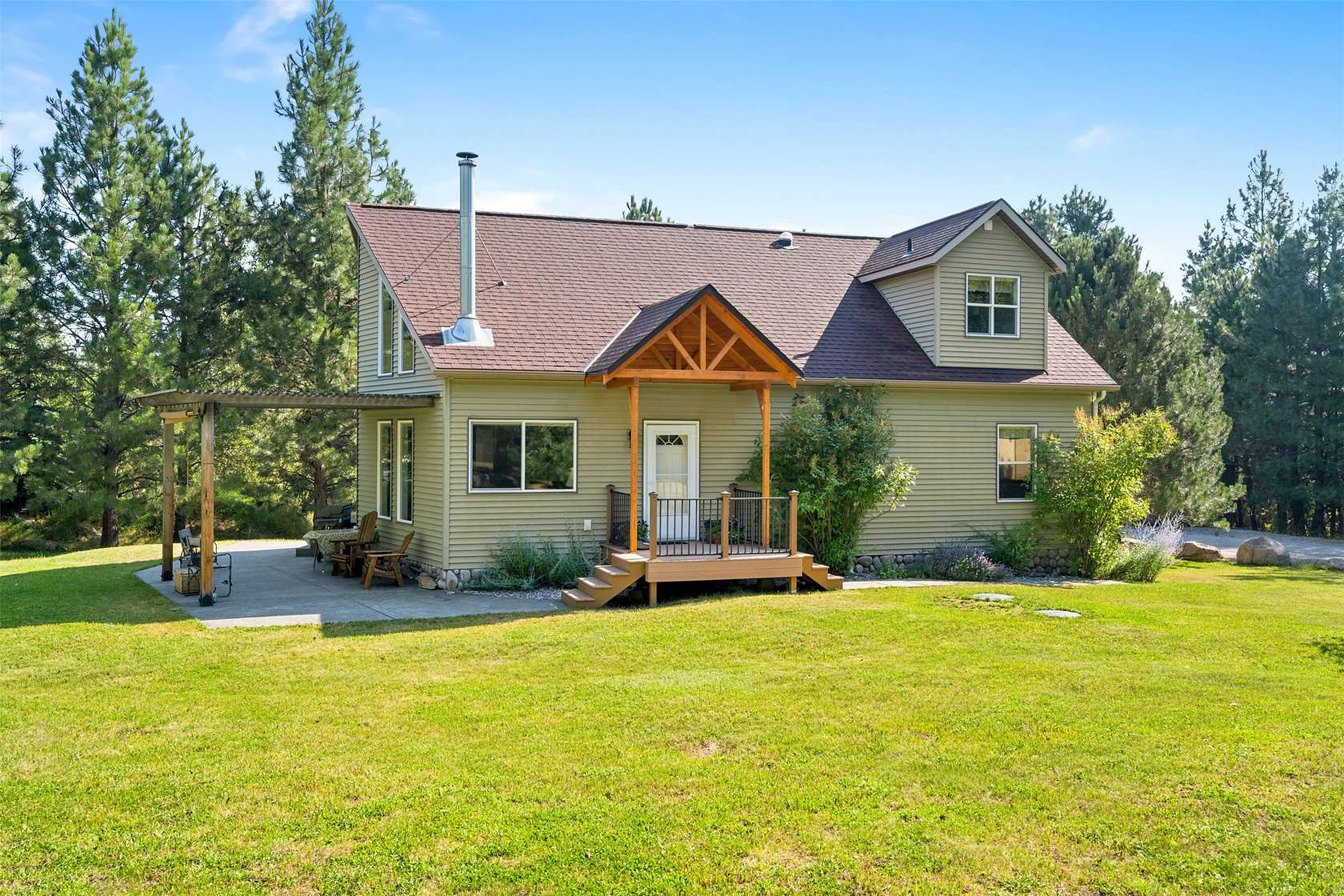 4.12 Acres of Land with Home for Sale in Hamilton, Montana