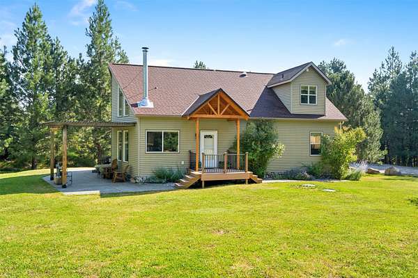 4.12 Acres of Land with Home for Sale in Hamilton, Montana