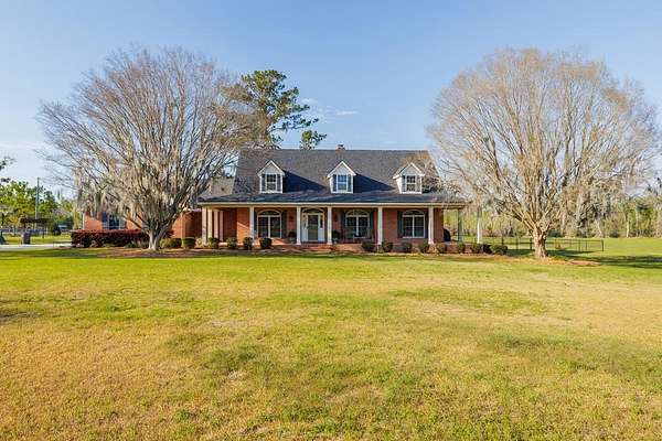 14 Acres of Land with Home for Sale in Valdosta, Georgia