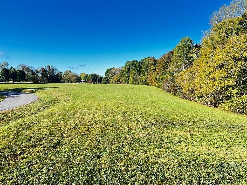 4.14 Acres of Land for Sale in Baxter, Tennessee