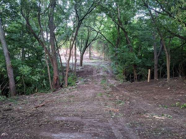 10 Acres of Recreational & Residential Land for Sale in Kansas City, Missouri