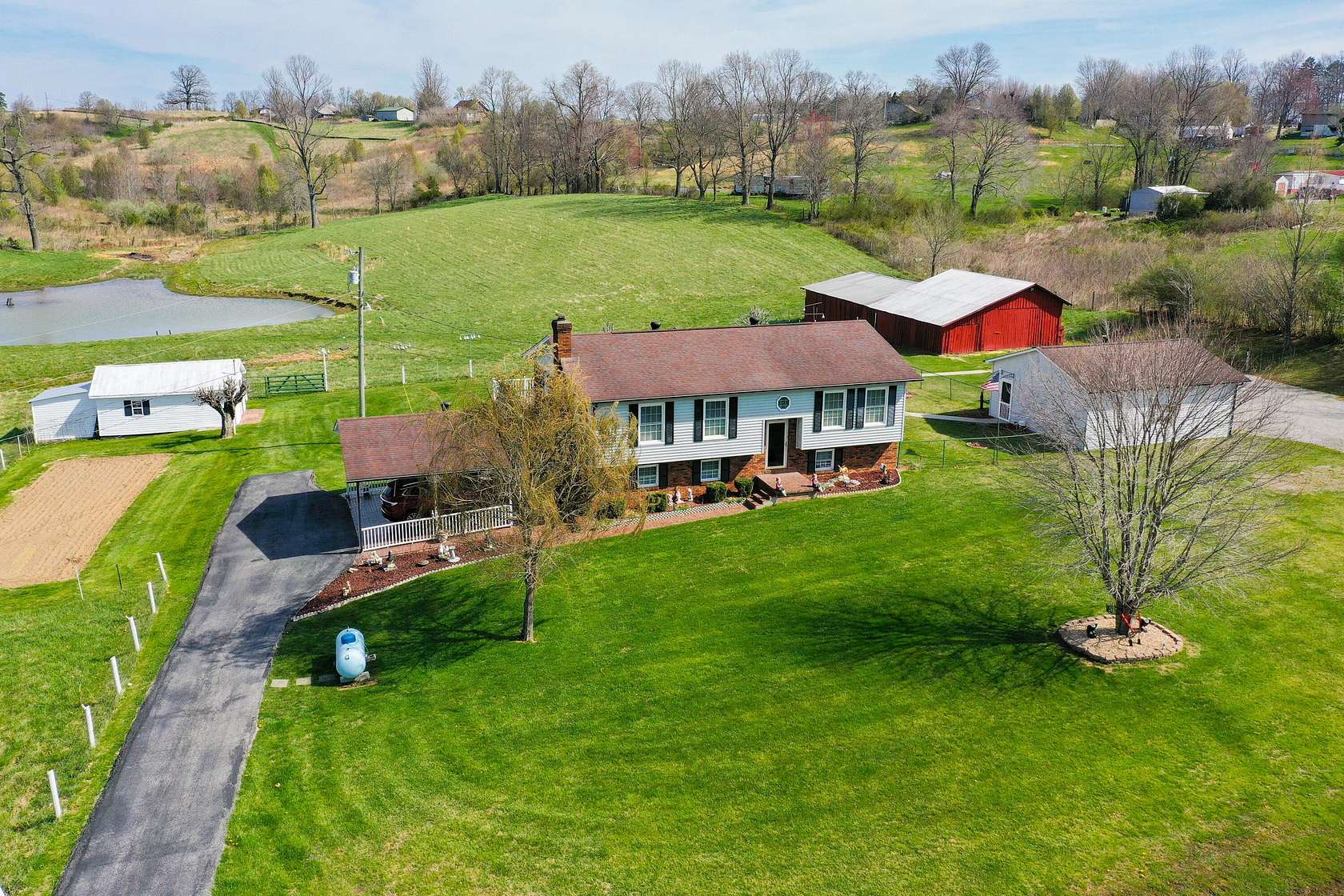 6.53 Acres of Land with Home for Sale in Lily, Kentucky