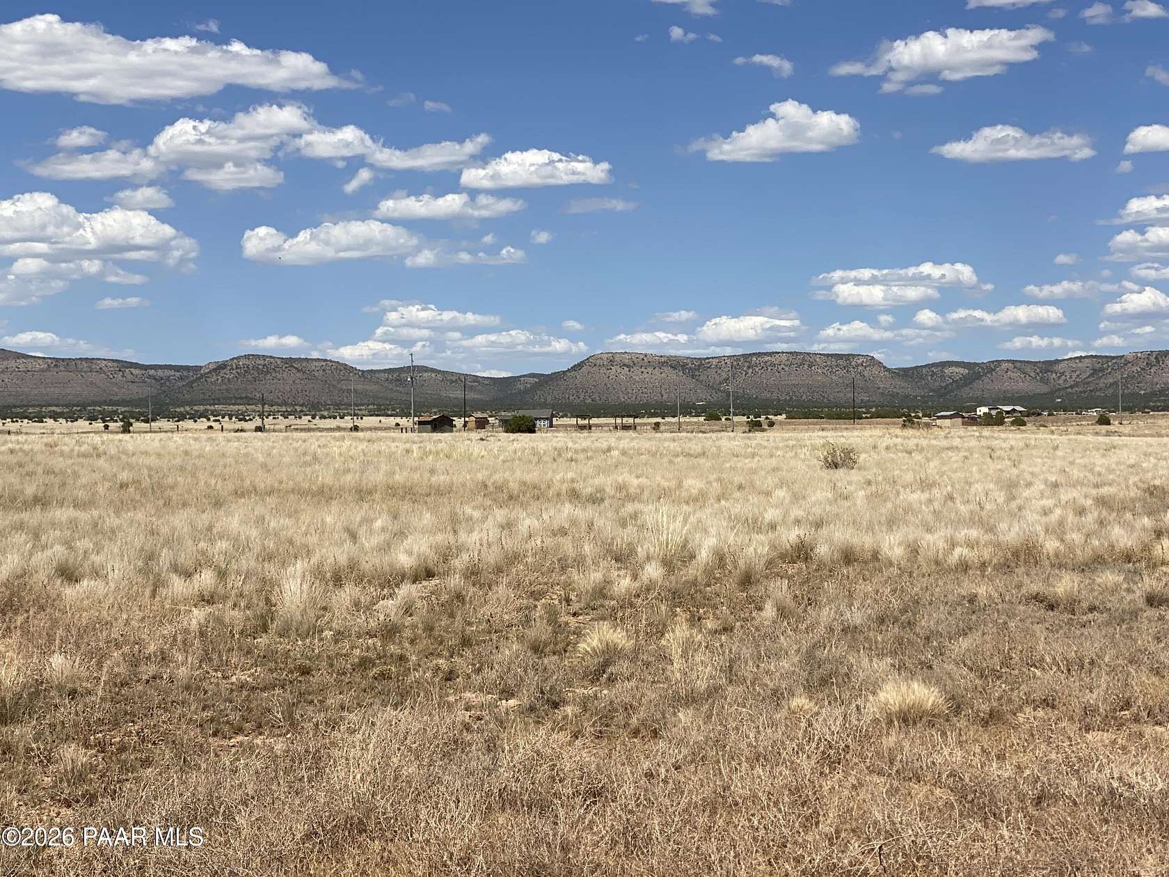 1 Acre of Land for Sale in Paulden, Arizona