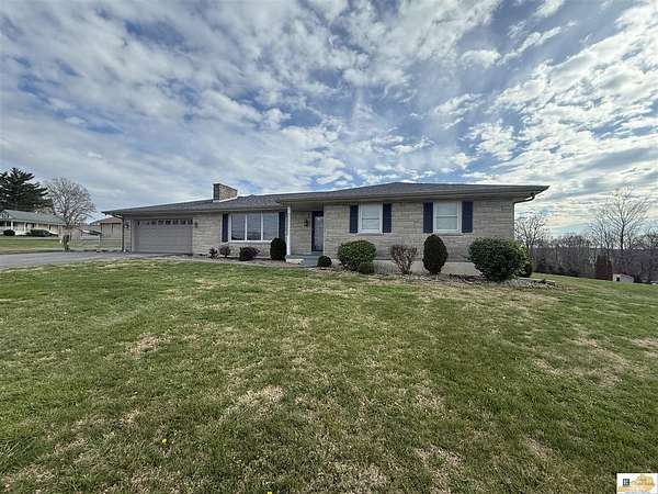 1.84 Acres of Land with Home for Sale in Columbia, Kentucky