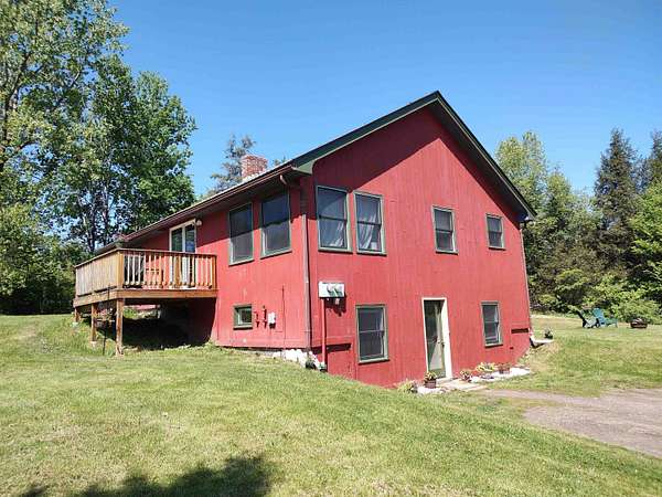 5.69 Acres of Land with Home for Sale in Cambridge, Vermont