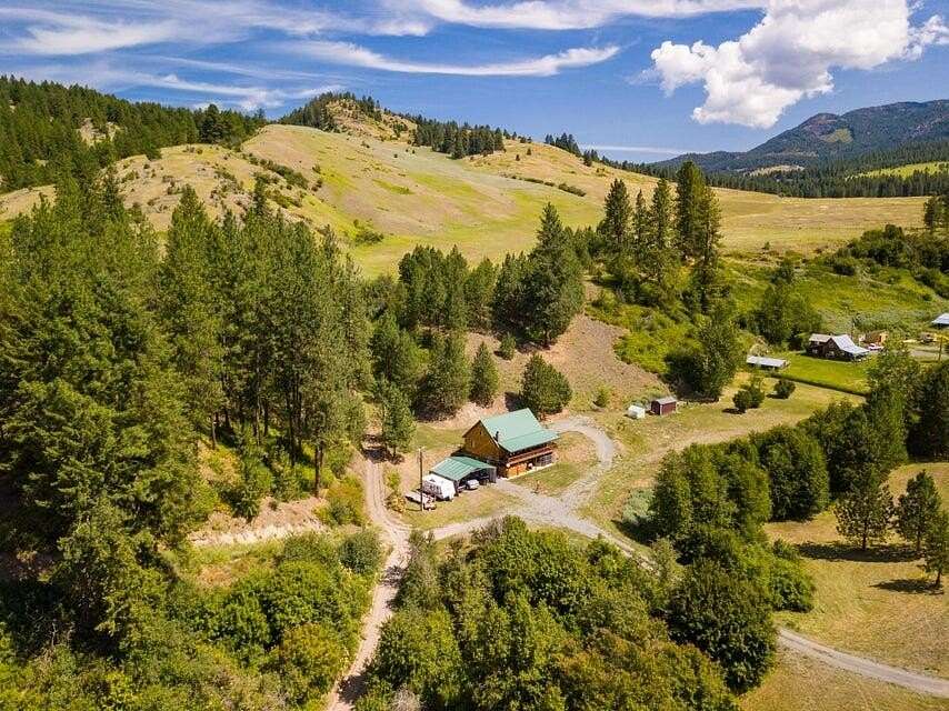 5.1 Acres of Land with Home for Sale in Rice, Washington