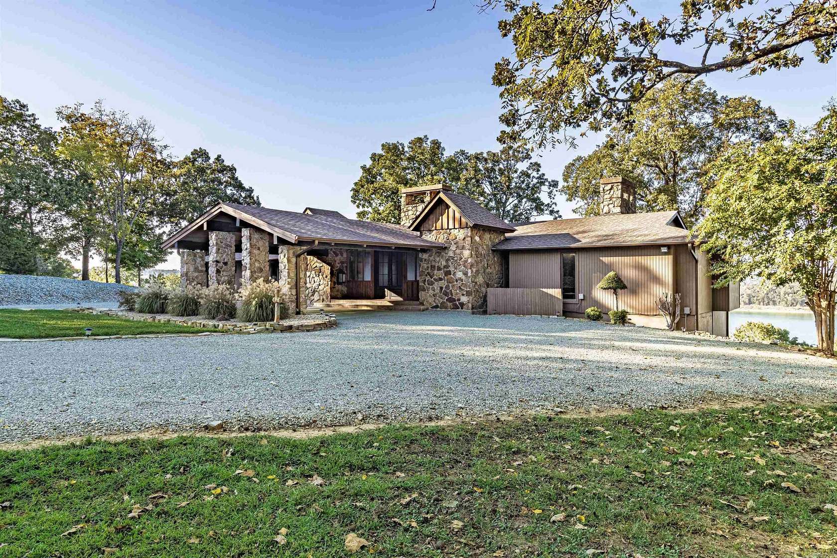 3 Acres of Land with Home for Sale in Mountain Home, Arkansas