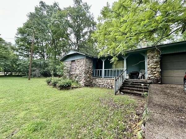 4 Acres of Land with Home for Sale in Little Rock, Arkansas