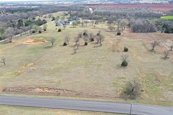 5 Acres of Residential Land for Sale in Purcell, Oklahoma