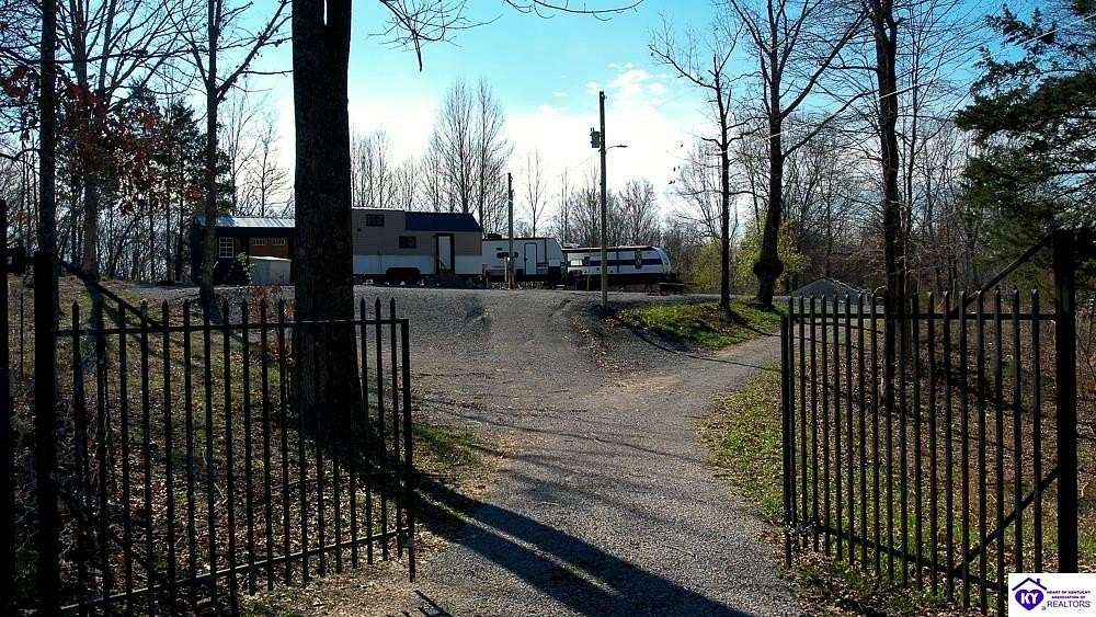 8.73 Acres of Land for Sale in Mount Sherman, Kentucky