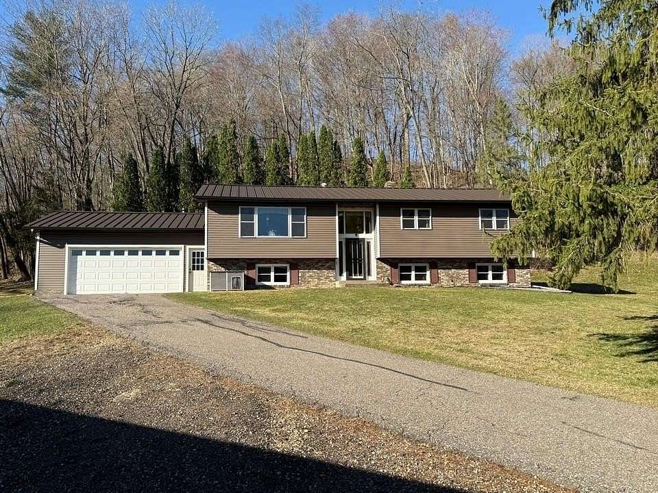 20 Acres of Recreational Land with Home for Sale in Hill Point, Wisconsin