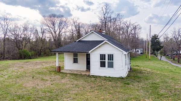 0.42 Acres of Land for Sale in Tompkinsville, Kentucky