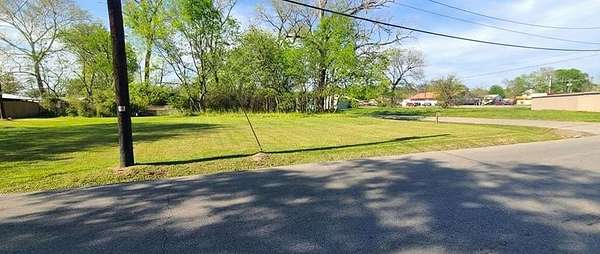 0.39 Acres of Land for Sale in Lufkin, Texas