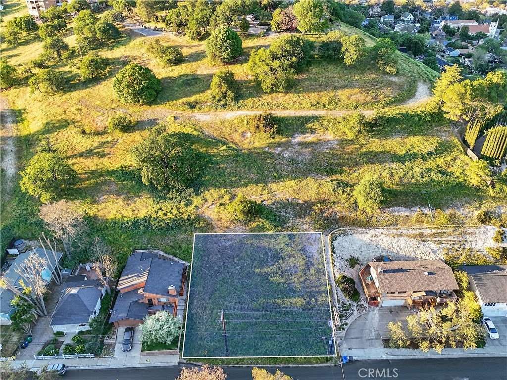 0.12 Acres of Residential Land for Sale in Paso Robles, California