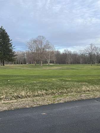 0.86 Acres of Residential Land for Sale in Benton Harbor, Michigan