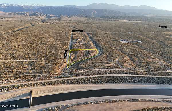 2.49 Acres of Residential Land for Sale in Llano, California