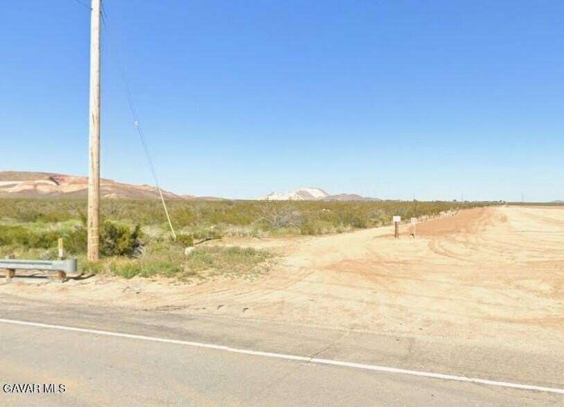 10 Acres of Residential Land for Sale in Rosamond, California