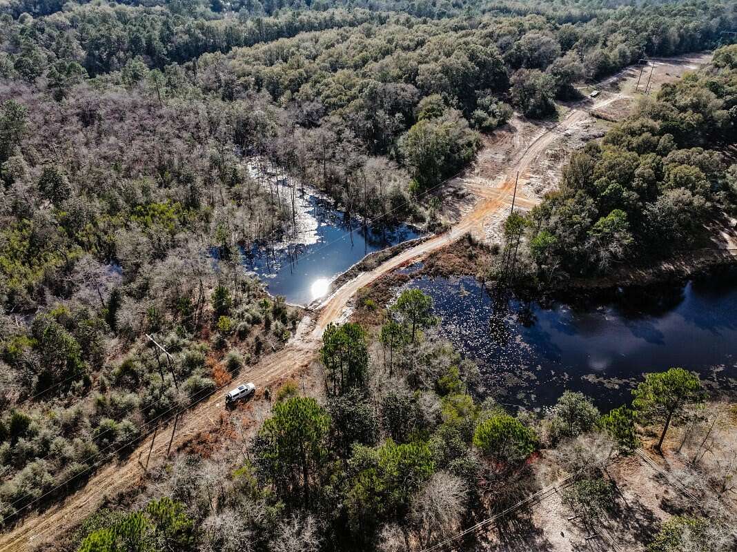 94 Acres of Recreational & Residential Land for Sale in DeFuniak Springs, Florida