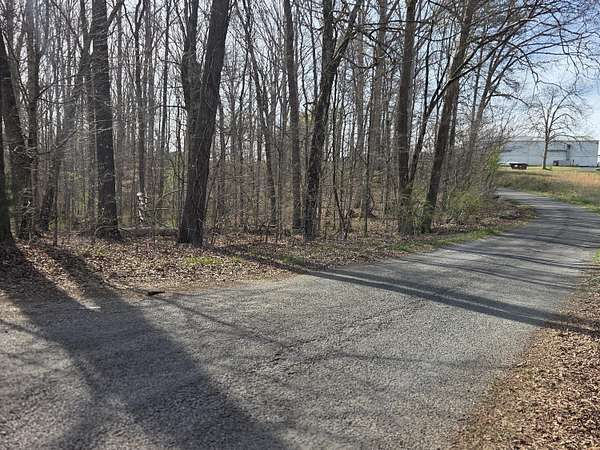 5 Acres of Land for Sale in Ocoee, Tennessee
