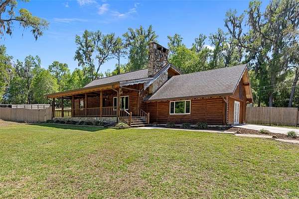 2.5 Acres of Land with Home for Sale in Brooksville, Florida