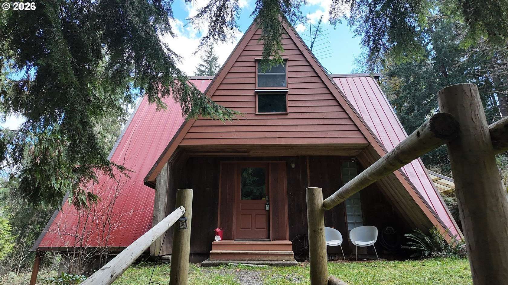 6.1 Acres of Land with Home for Sale in Colton, Oregon