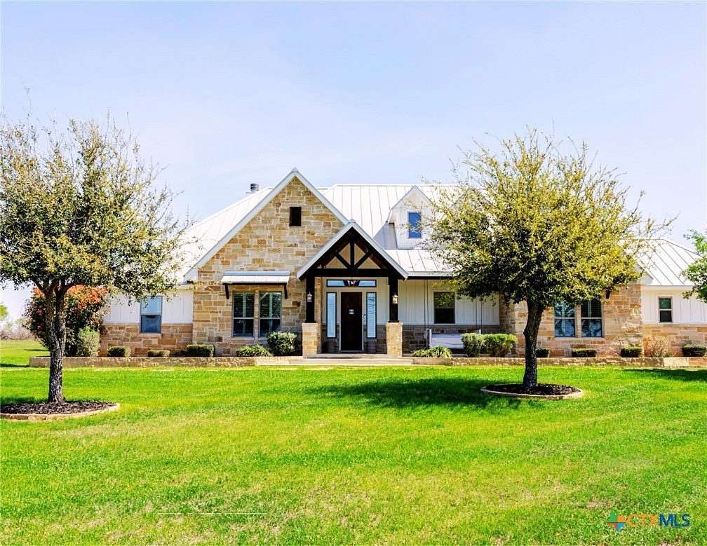 42 Acres of Land with Home for Sale in La Vernia, Texas