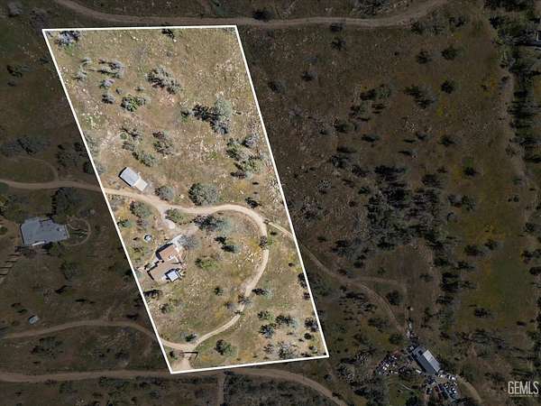 7.5 Acres of Residential Land for Sale in Caliente, California