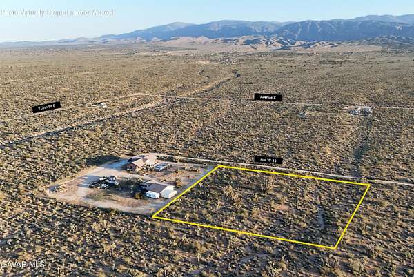 2.5 Acres of Residential Land for Sale in Llano, California