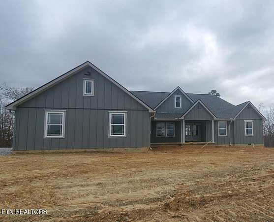 3.26 Acres of Land with Home for Sale in Huntsville, Tennessee