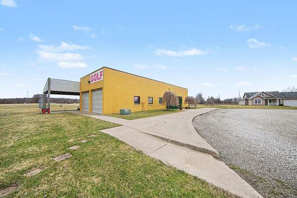 21.9 Acres of Improved Land for Sale in Ann Arbor, Michigan