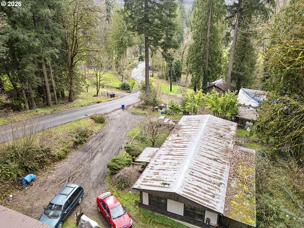 2.84 Acres of Land with Home for Sale in Oregon City, Oregon