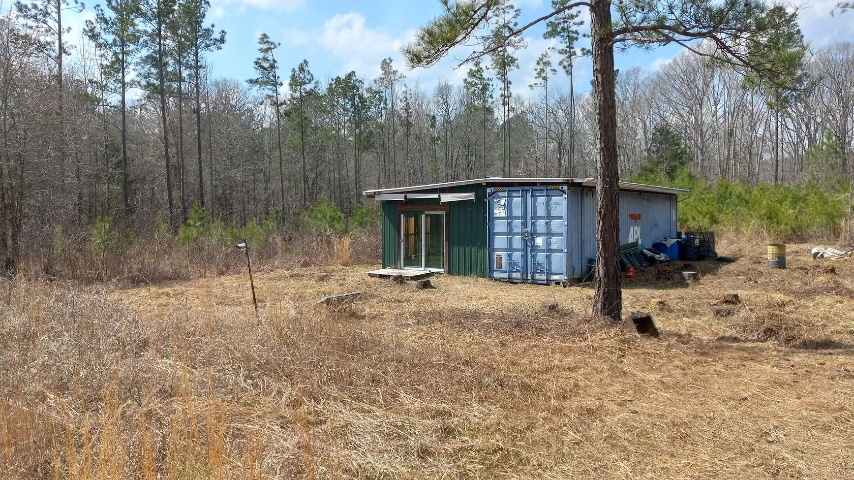 6 Acres of Improved Land for Sale in Carlton, Georgia